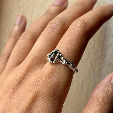 Size O - Nymph Ring - Silver/Green Ethiopian Opal